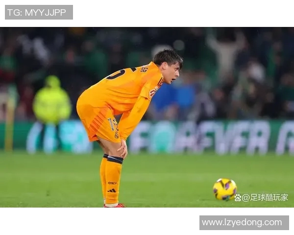 土耳其足球新星崛起年轻球员引发全球关注与期待